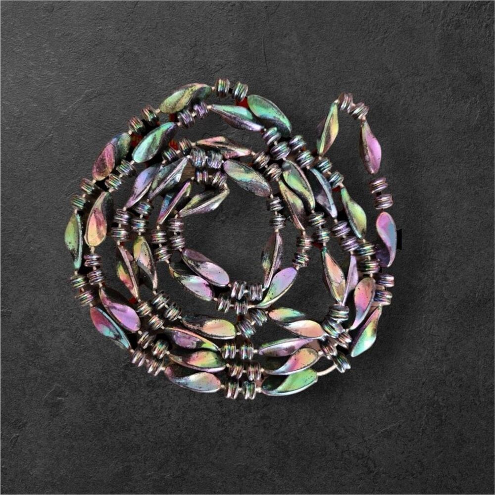 Vintage 90's-y2k long rainbow chrome beaded necklace